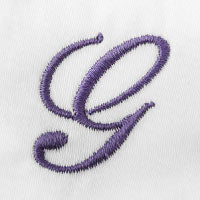 パープルのアルファベット刺繍見本